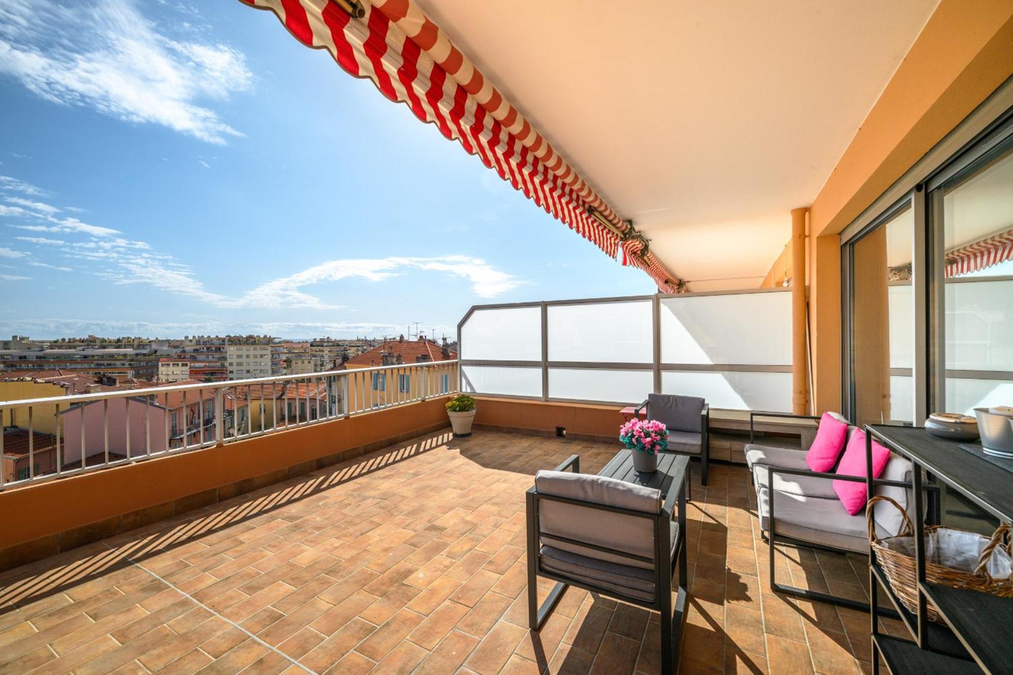 'L'Alicante Proche' Gare, Terrasse, Vue Mer Menton Exterior photo